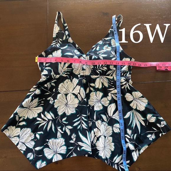 Over the Shoulder Tankini Top Black Floral - Picture 4 of 12